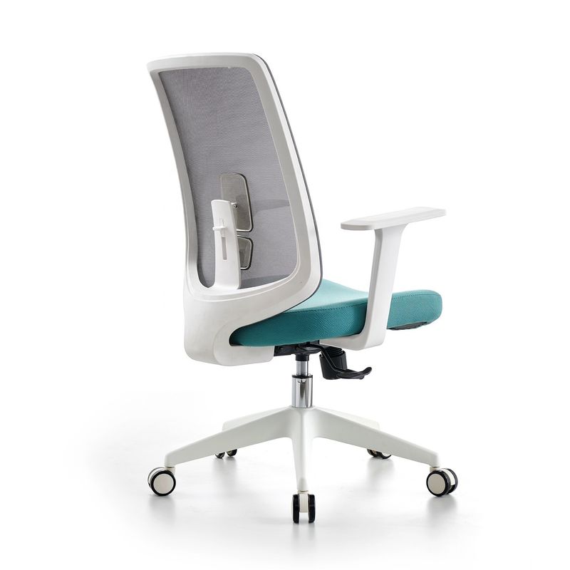 Y-Mail verpackt Executive Office Chair mit Drehnetz Design und hohe Rückenunterstützung
