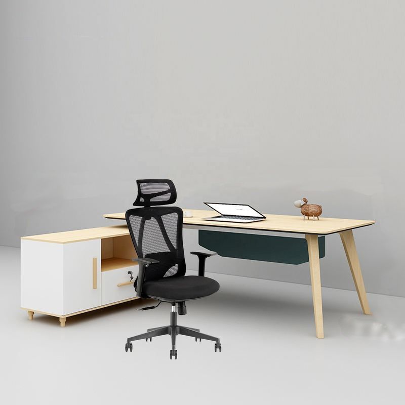 Verstellbarer Hochrücken Office Drehstuhl mit komfortablem Sitzkissen und 3D-Armlehne